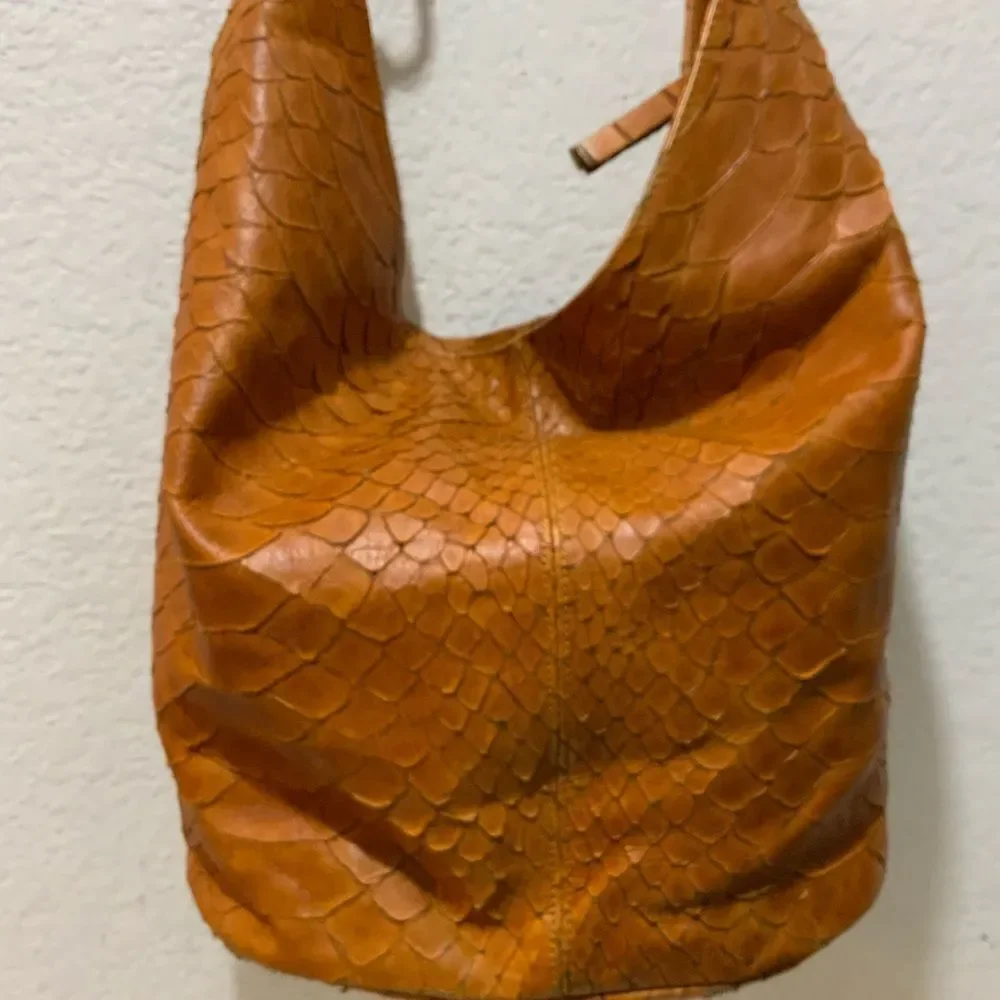 Jenrigo Made in Italy brown snake texture leather hobo shoulder bag